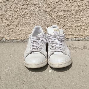 Adidas Stan Smiths with Gold detail